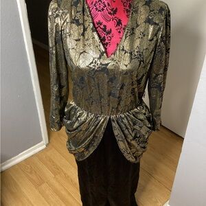 Kelly Fashion Vintage Gold and Black Patterned Evening Dress M